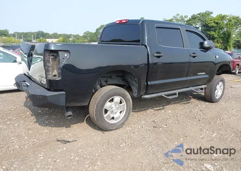 2010 Toyota Tundra Grade 4.6L V8 z USA, uszkodzony, nr VIN 5TFDM5F14AX003673